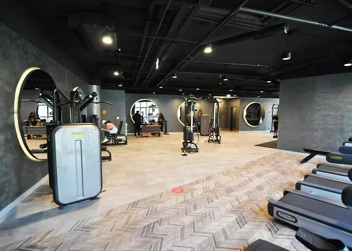 Gorgeous Bright Parking Poolviews! #135 اسطنبول