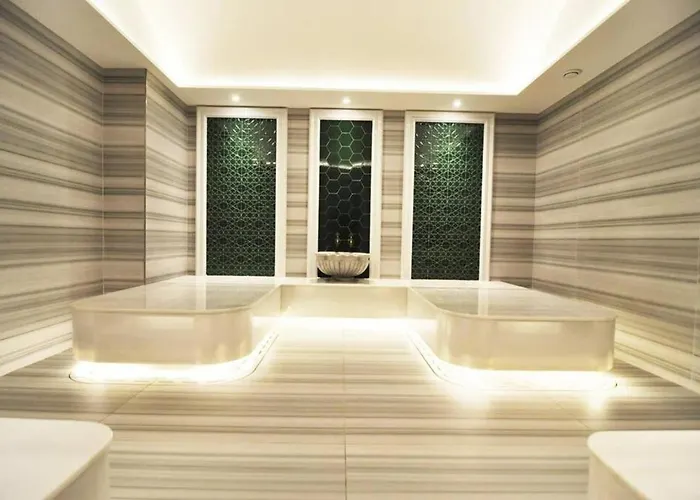 Gorgeous Bright Parking Poolviews! #135 * اسطنبول